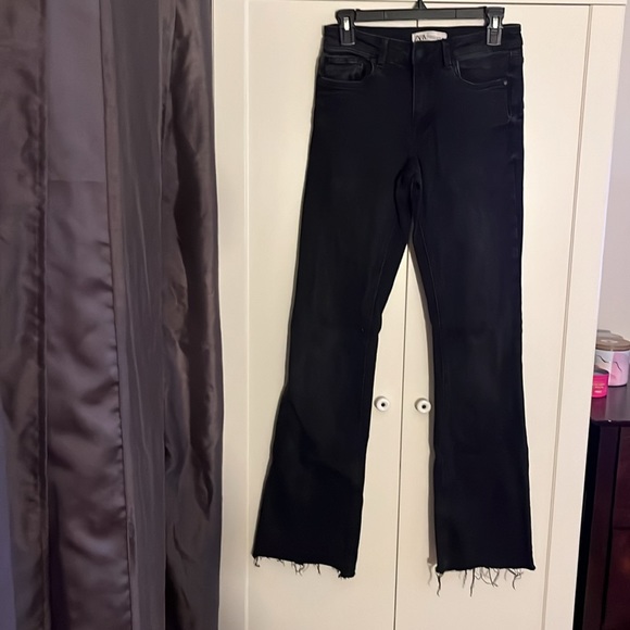Zara bootcut black jeans - Picture 2 of 4